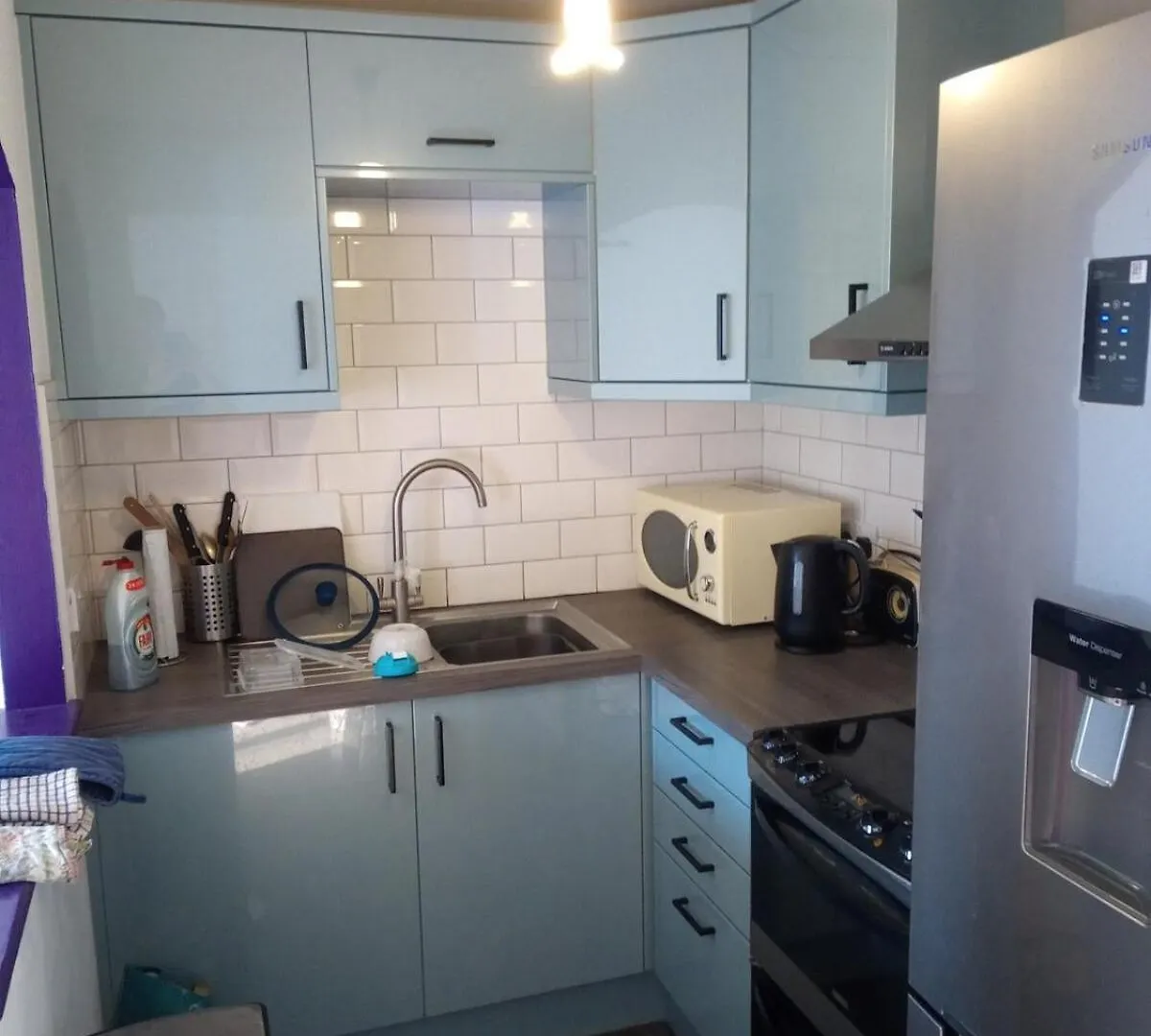 2-Bedroom Split-Level Flat With Character Isleworth 0*,